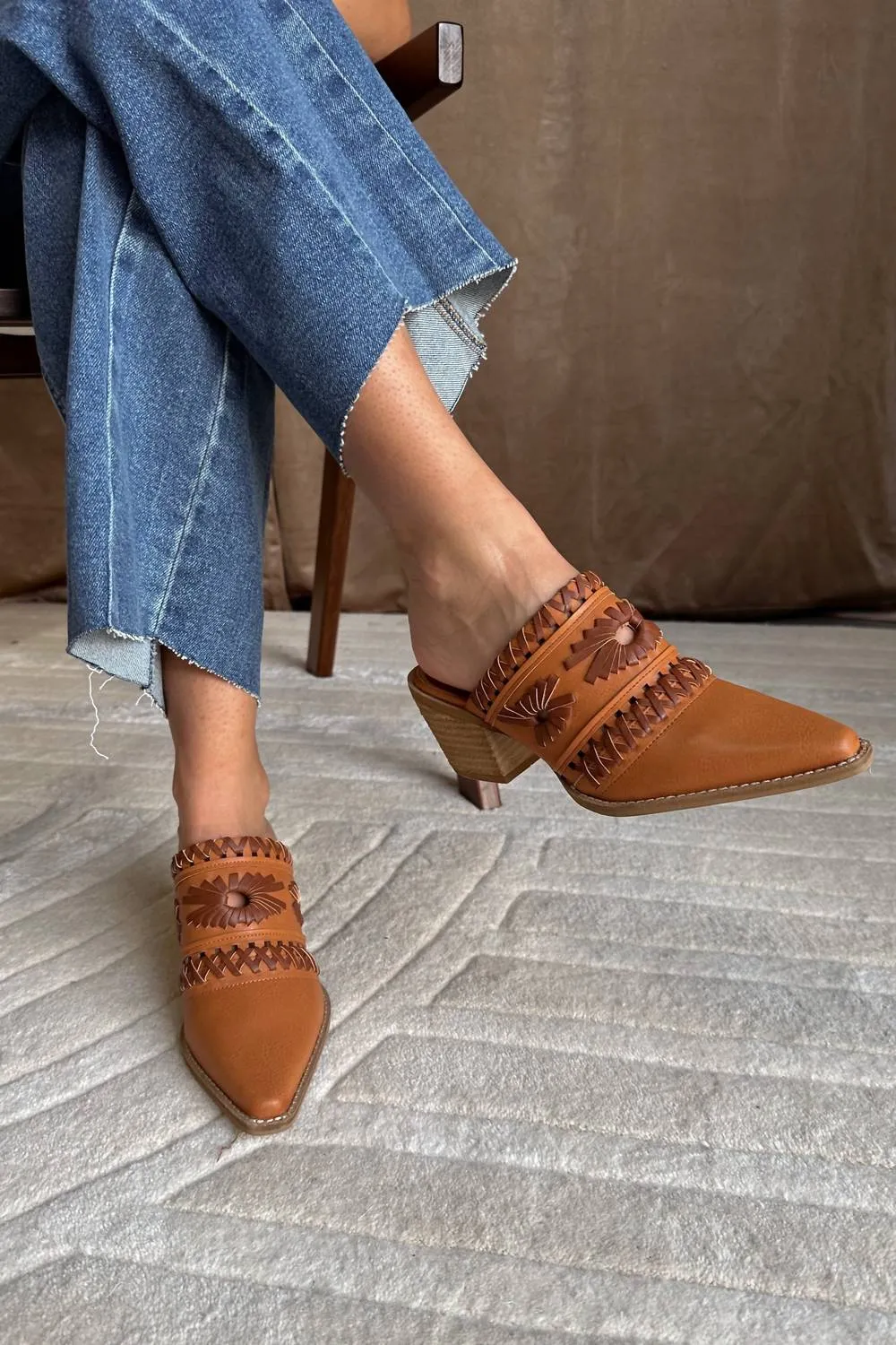 Women's Tessa Southwestern Mule In Camel