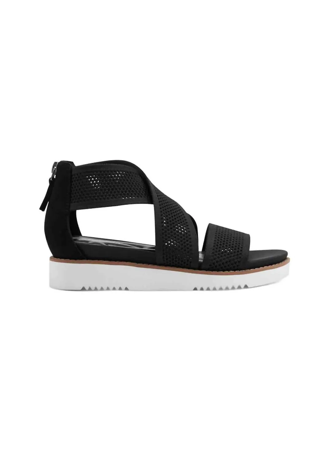Women's Wander Sandals In Black
