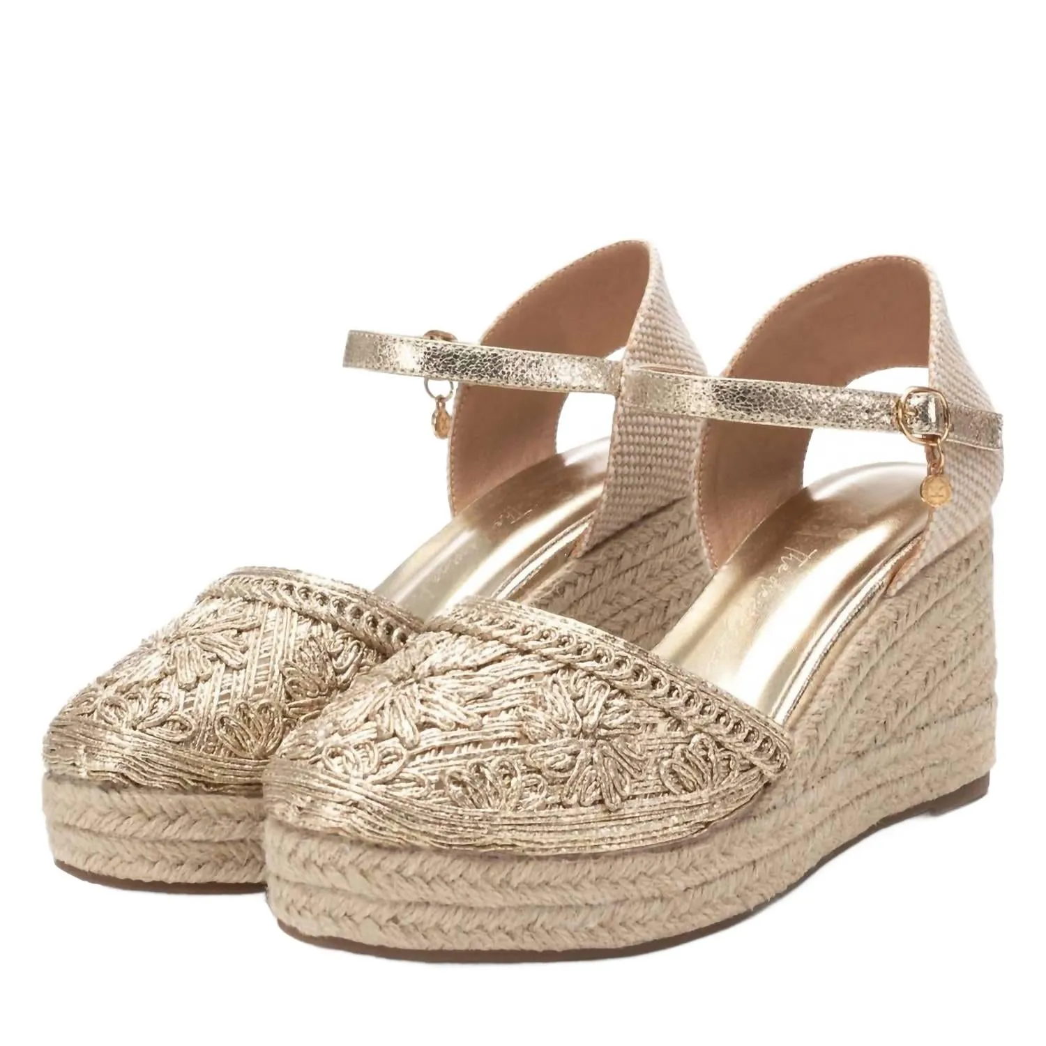 Women's Wedge Sandals In Gold
