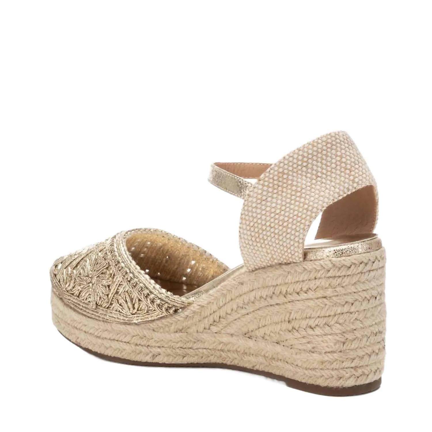 Women's Wedge Sandals In Gold