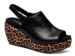Women's Weekend Plans Wedge In Black