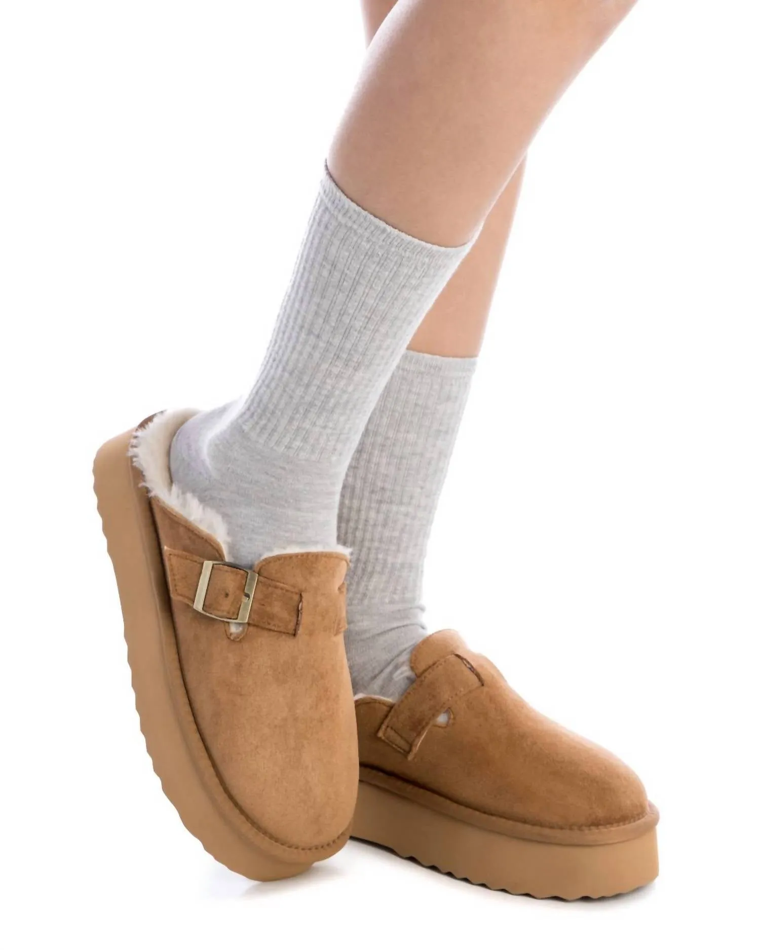 Women's Winter Clogs In Camel