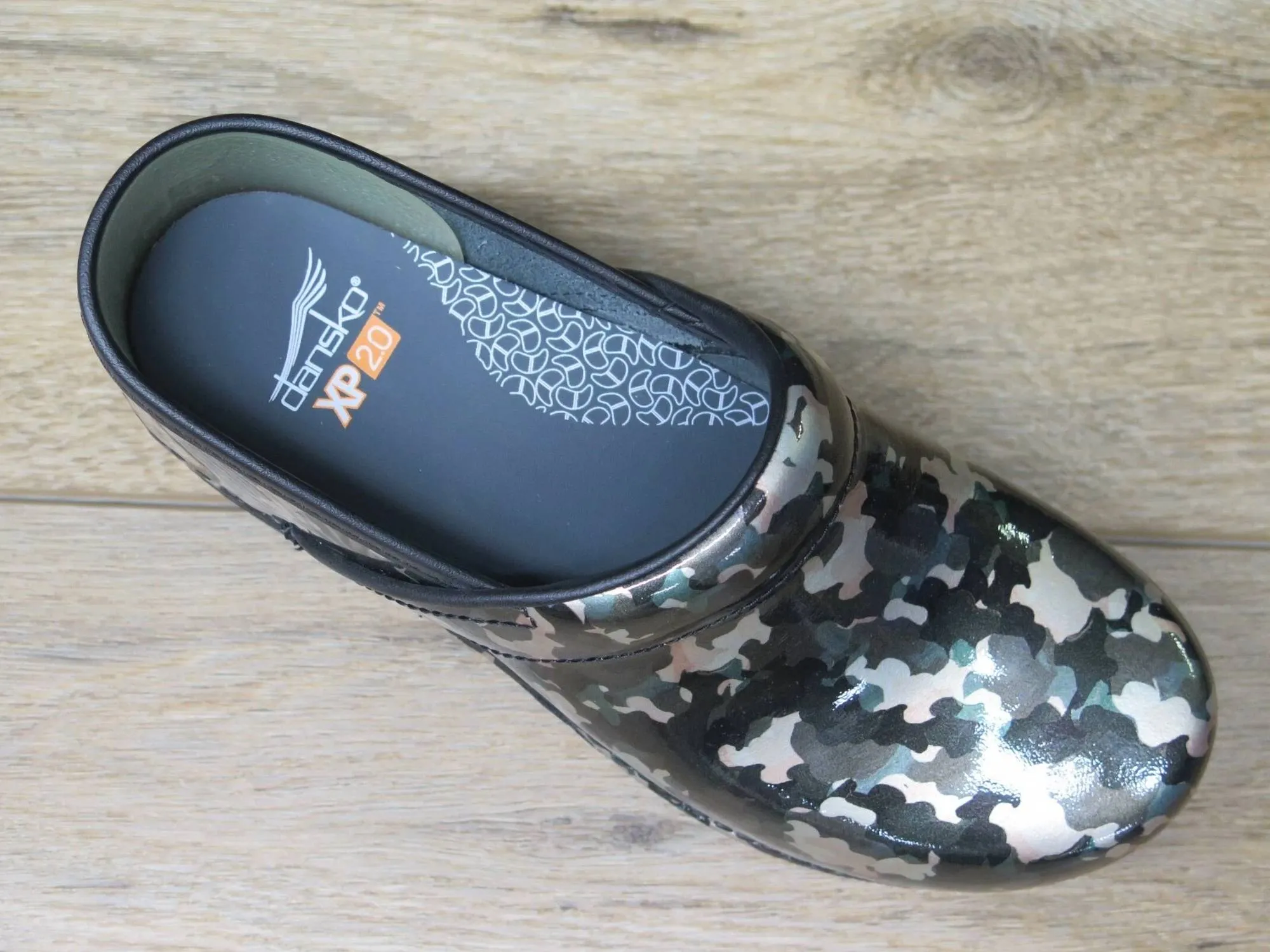 Women's Xp 2.0 Patent Professional Clog In Camo
