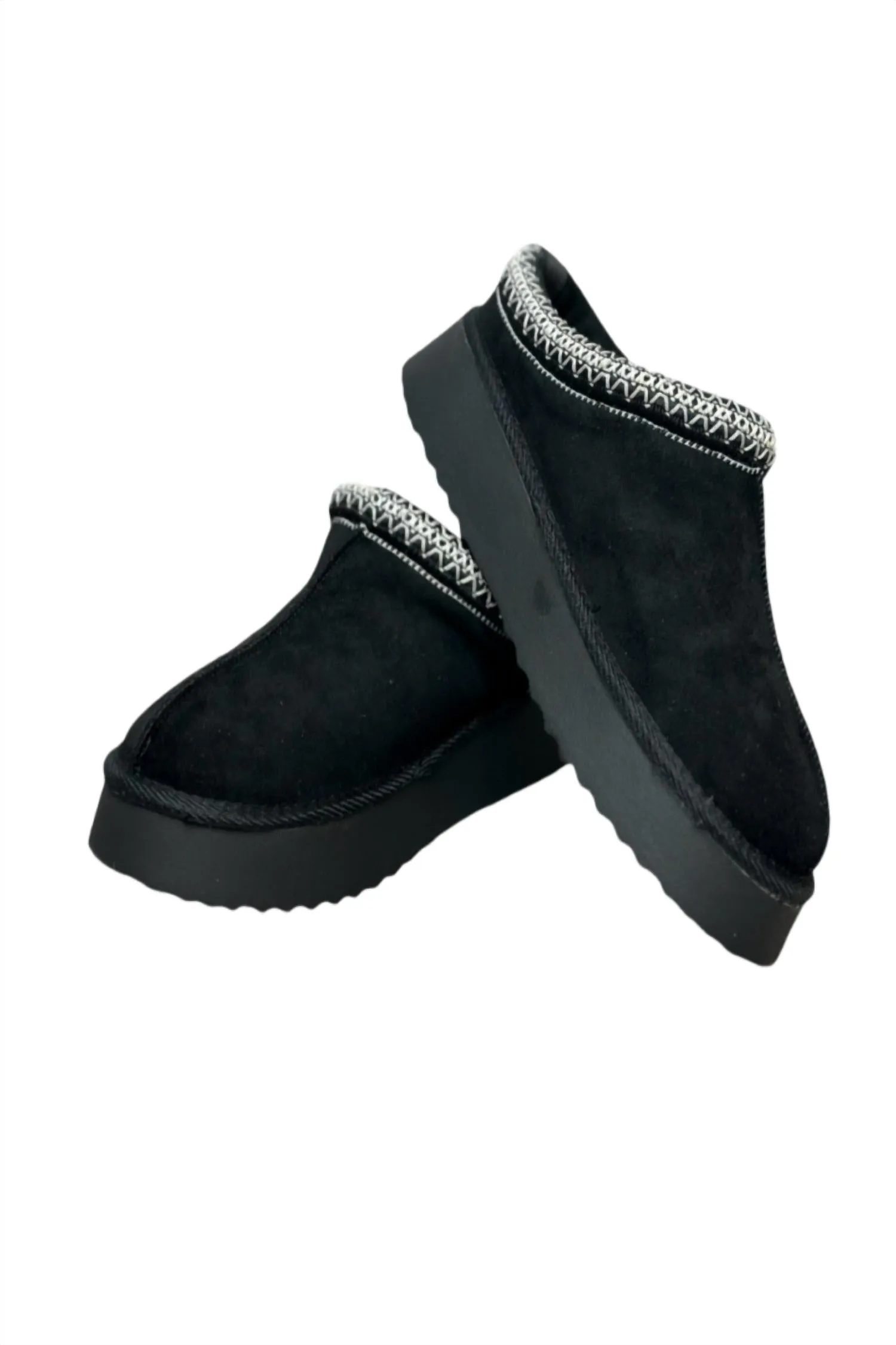 Women's Yndigo Sandals In Black